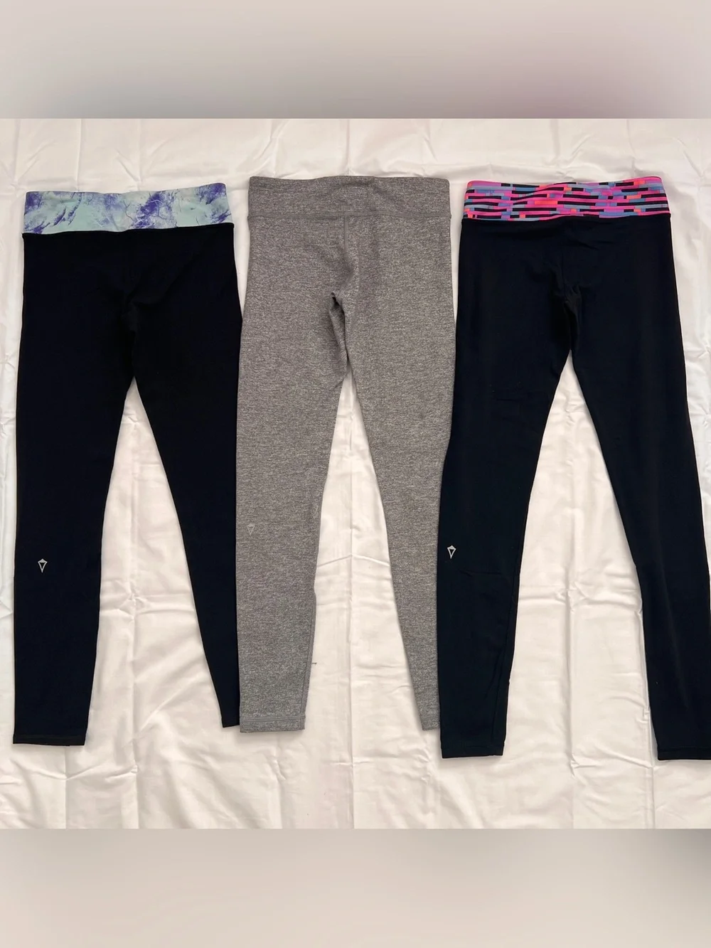 ivivva Girls' Gradient Totes Large & Small, Assorted Black & Gray Leggings sz 10